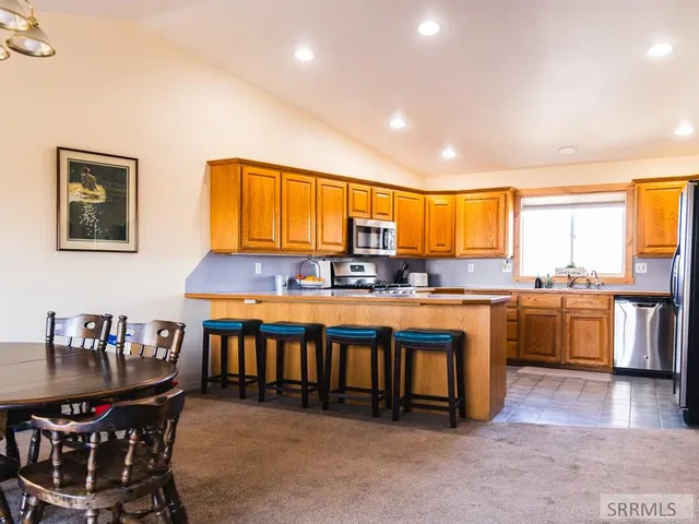 $479,000 | 319 North Pine Street, Parker, ID 83445