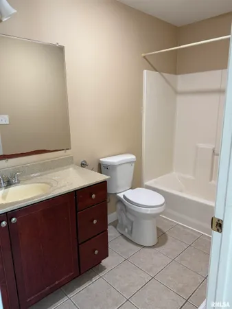$195,000 | 3160 Genevieve Drive, Quincy, IL 62305