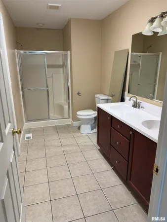 $195,000 | 3160 Genevieve Drive, Quincy, IL 62305