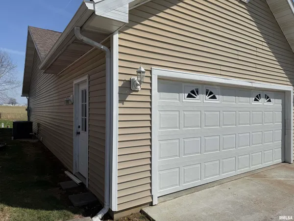 $195,000 | 3160 Genevieve Drive, Quincy, IL 62305