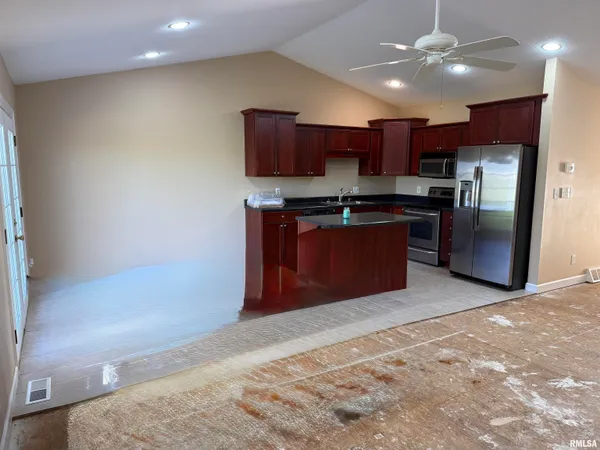 $195,000 | 3160 Genevieve Drive, Quincy, IL 62305