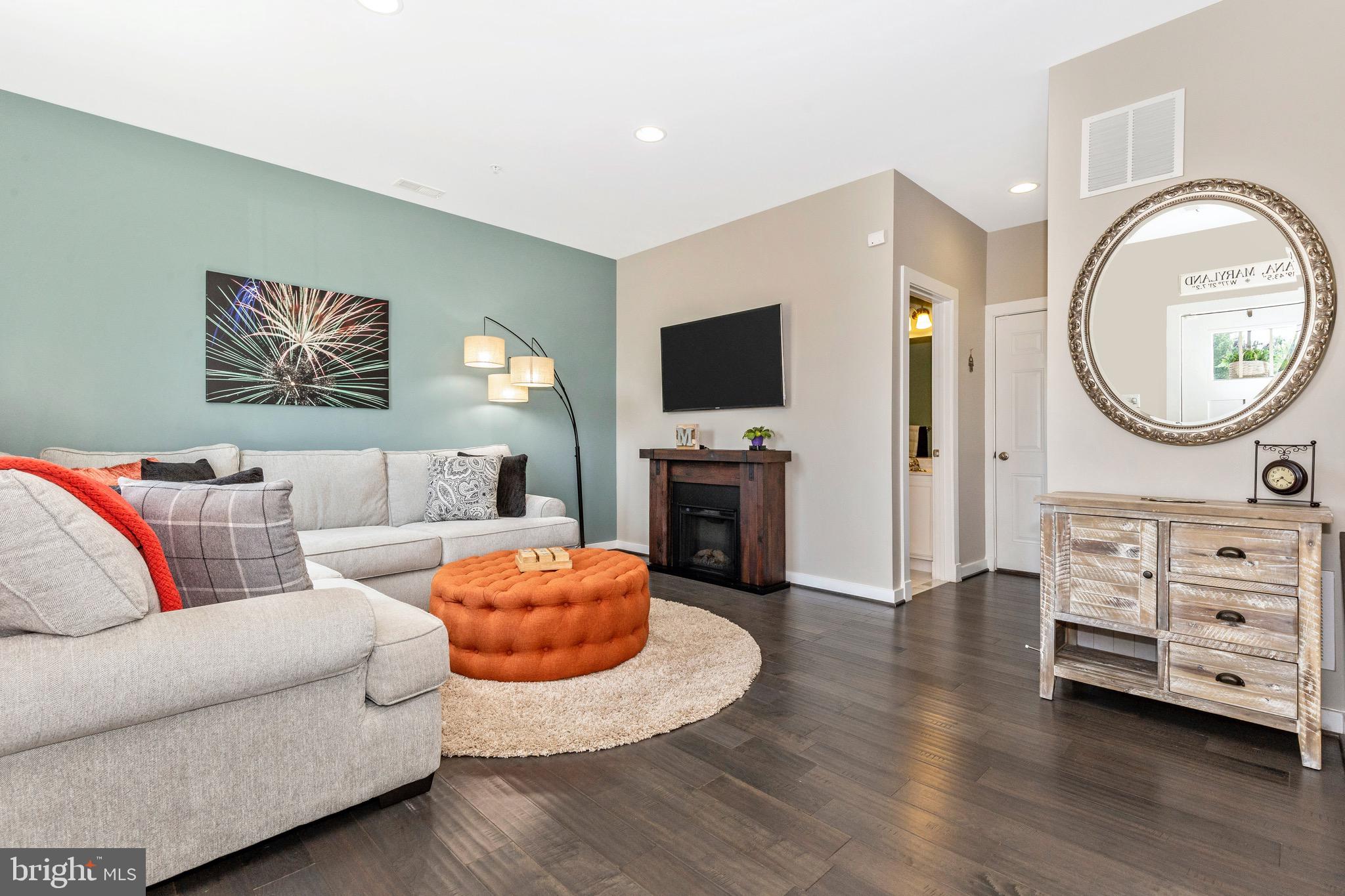 3239 Stone Barn Drive Frederick, MD 21704 - Photo 4 of 79 Entry Level Living Area