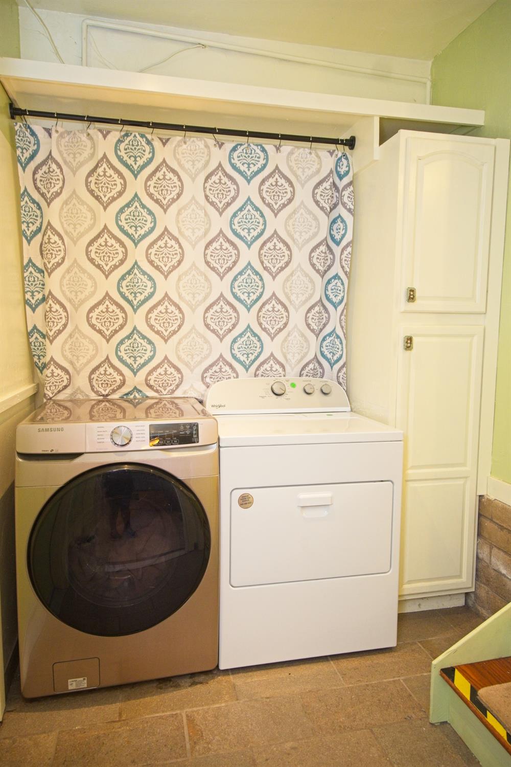 126 Center Street Jackson, CA 95642 - Photo 70 of 95 Open laundry room, opposite of den/possible 4th bedroom, adjacent to 2 car finished garage, drybar and additional exterior access