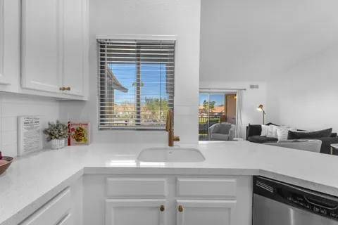 $238,900 | 78650 Ave 42, Unit 1706, Bermuda Dunes, CA 92203