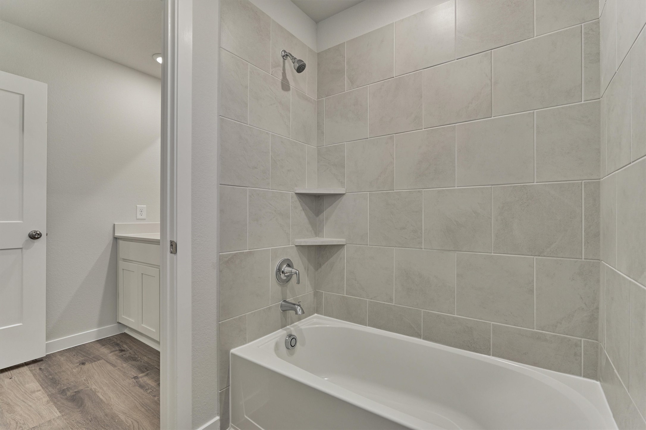 294 Brazen Forest Trail Magnolia, TX 77354 - Photo 26 of 37 a white bath tub sitting next to a shower