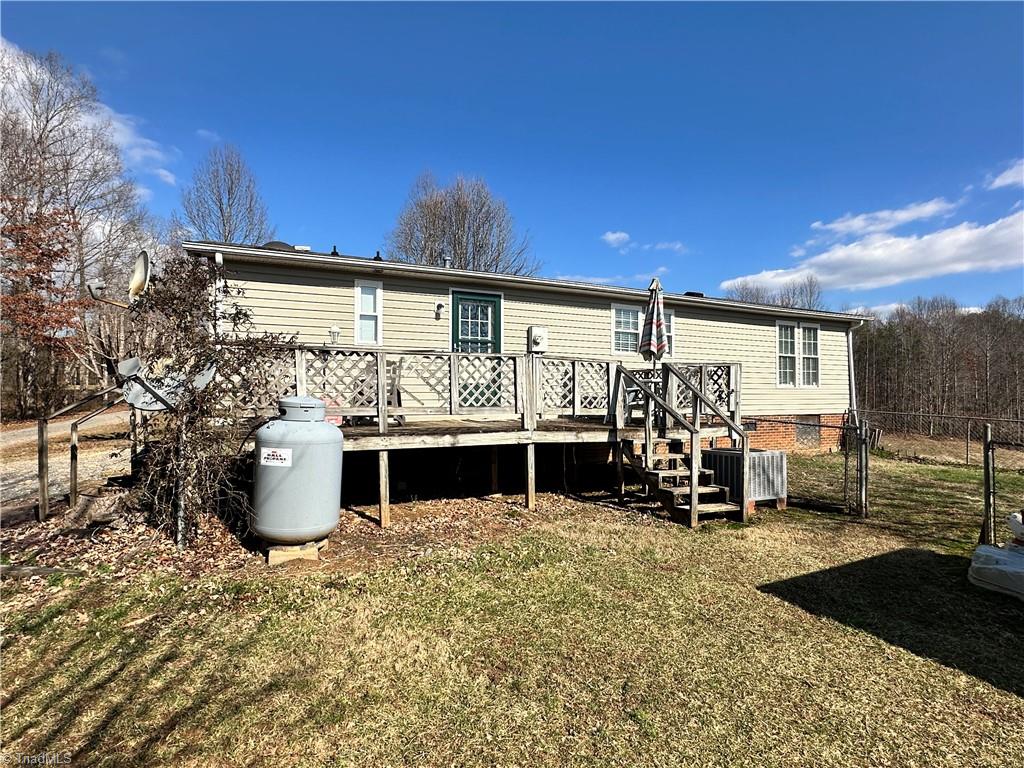 239 Beach Road Elkin, NC 28621 - Photo 3 of 23 Rear View