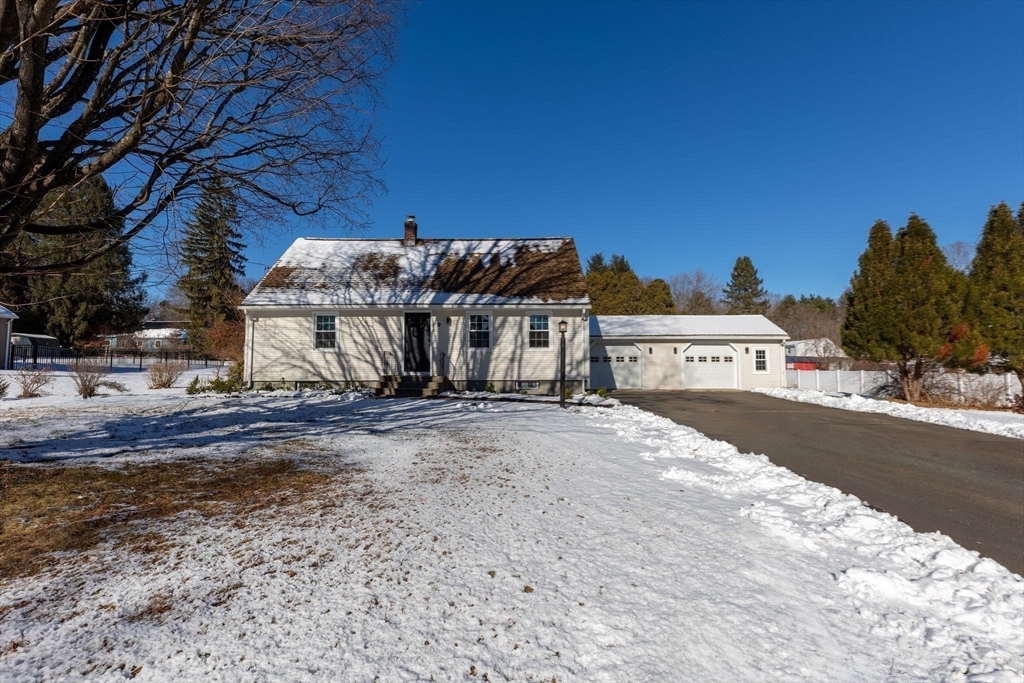 9 Edwill Road East Longmeadow, MA 01028 - Photo 30 of 34 a view of a street with of a house