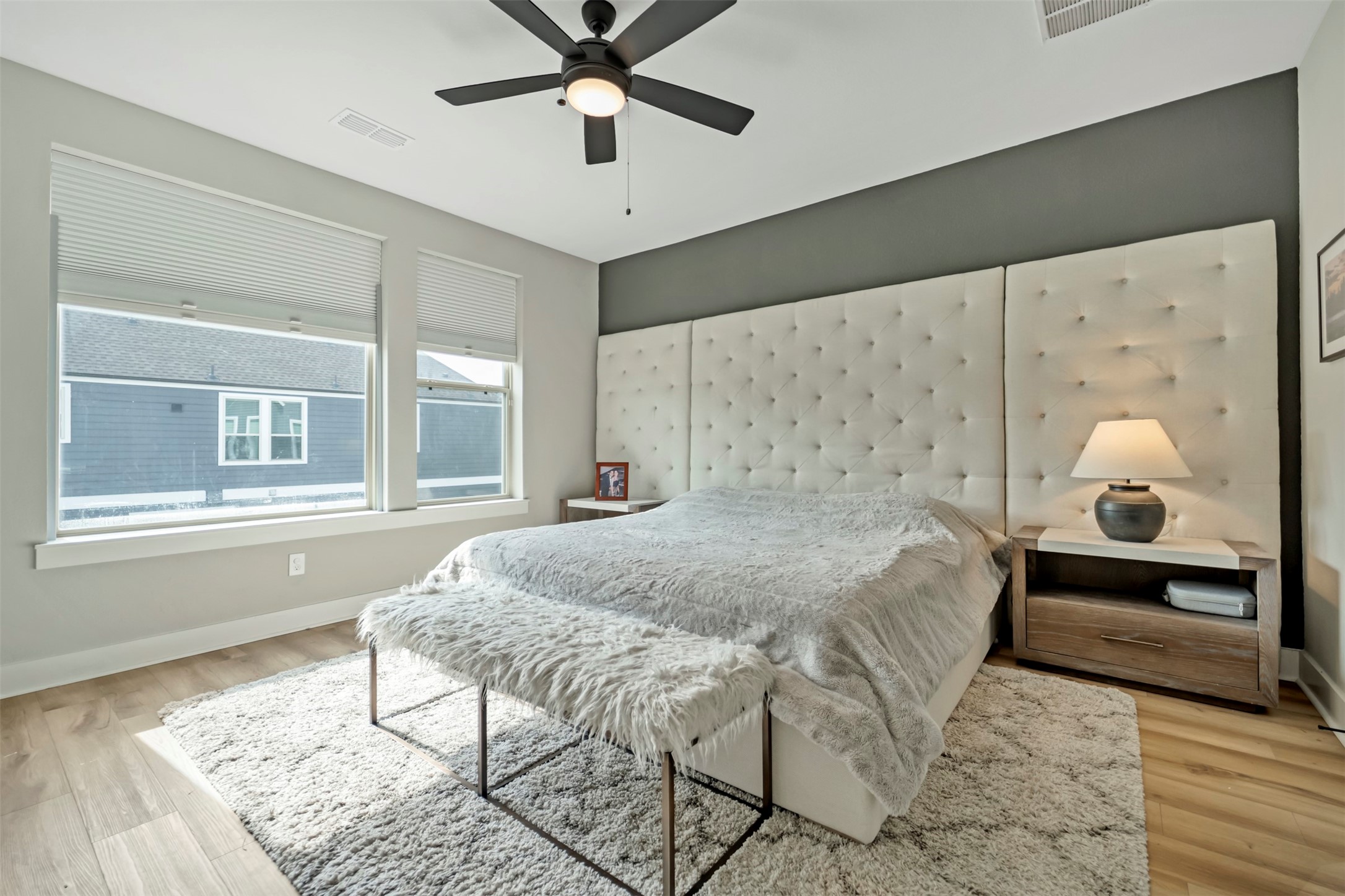 5209 Carters Bank Avenue Houston, TX 77091 - Photo 14 of 24 a bedroom with a bed and a window