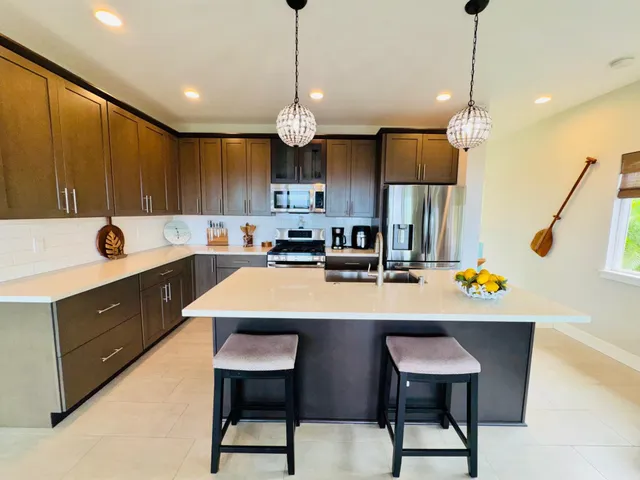 $2,150,000 | 533 Mikioi Place, Unit 2, Kihei, HI 96753