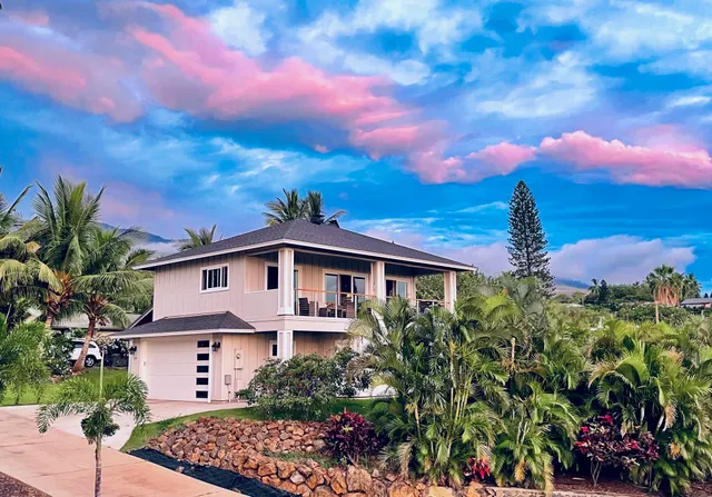 $2,150,000 | 533 Mikioi Place, Unit 2, Kihei, HI 96753