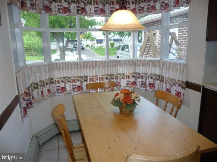 32 Silverbell Road Levittown, PA 19056 - Photo 9 of 21 Gallery Image 9