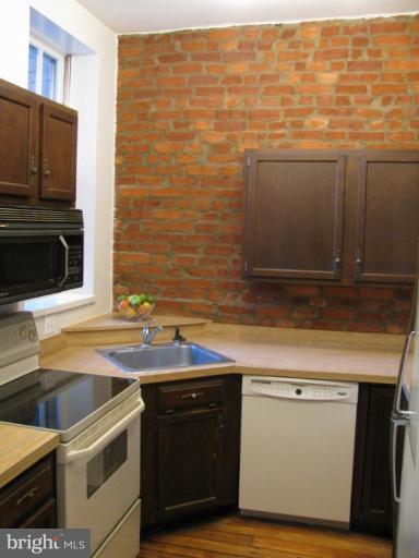 415 3rd Street Northeast Washington, DC 20002 - Photo 13 of 20 Kitchen