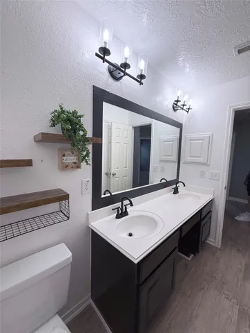 $2,400 | 2703 Honeysuckle Walk, Spring, TX 77388