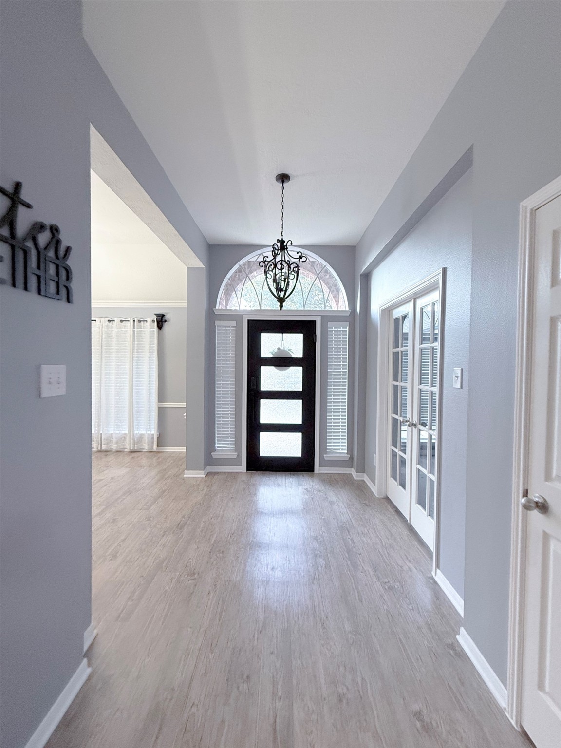 2703 Honeysuckle Walk Spring, TX 77388 - Photo 2 of 15