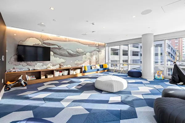 $875,000 | 75 Park Lane South, Unit 201, Jersey City, NJ 07310
