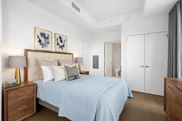 $875,000 | 75 Park Lane South, Unit 201, Jersey City, NJ 07310