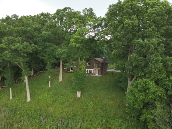 $975,000 | 13955 Rattalee Lake Road, Davisburg, MI 48350