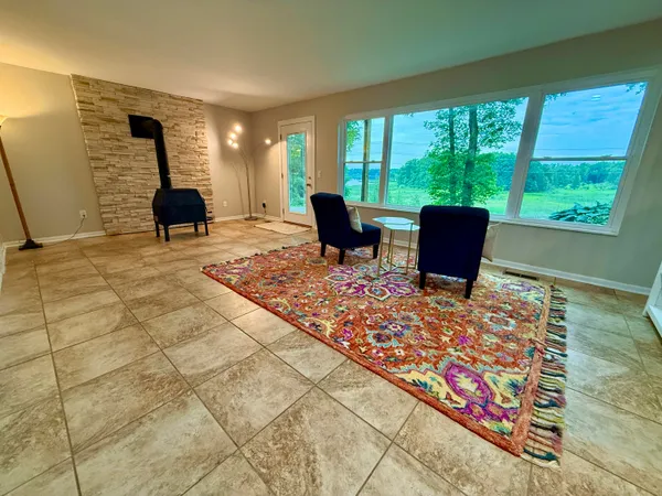 $975,000 | 13955 Rattalee Lake Road, Davisburg, MI 48350