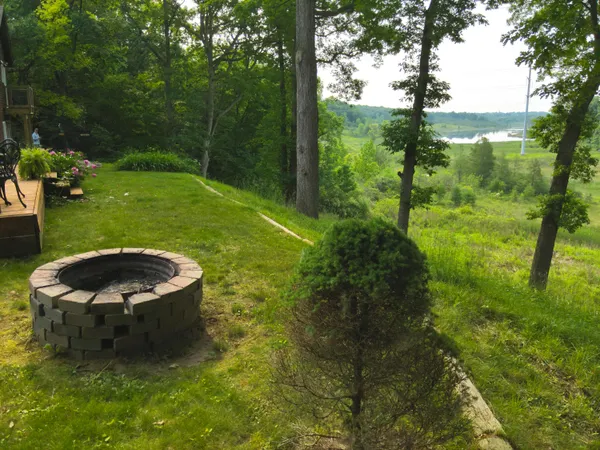 $975,000 | 13955 Rattalee Lake Road, Davisburg, MI 48350