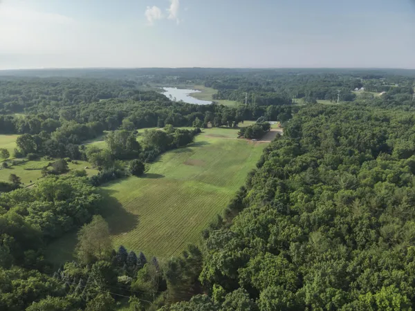$975,000 | 13955 Rattalee Lake Road, Davisburg, MI 48350