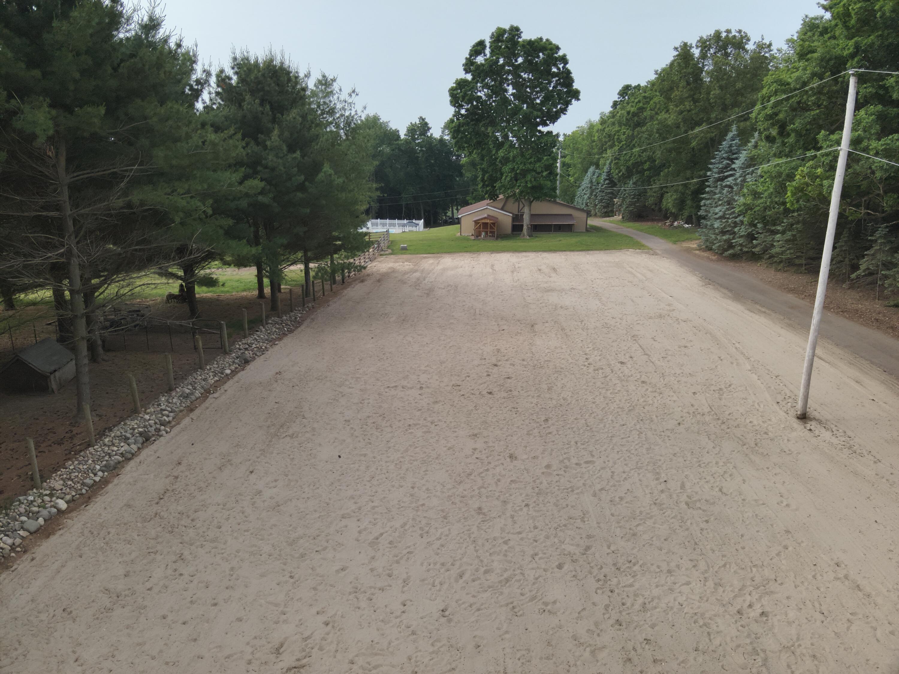 13955 Rattalee Lake Road Davisburg, MI 48350 - Photo 9 of 95 Outdoor Arena