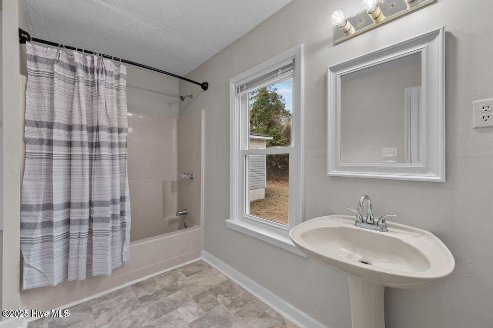 1634 Murrill Hill Road Jacksonville, NC 28540 - Photo 25 of 26 20250203210231019986000000-o