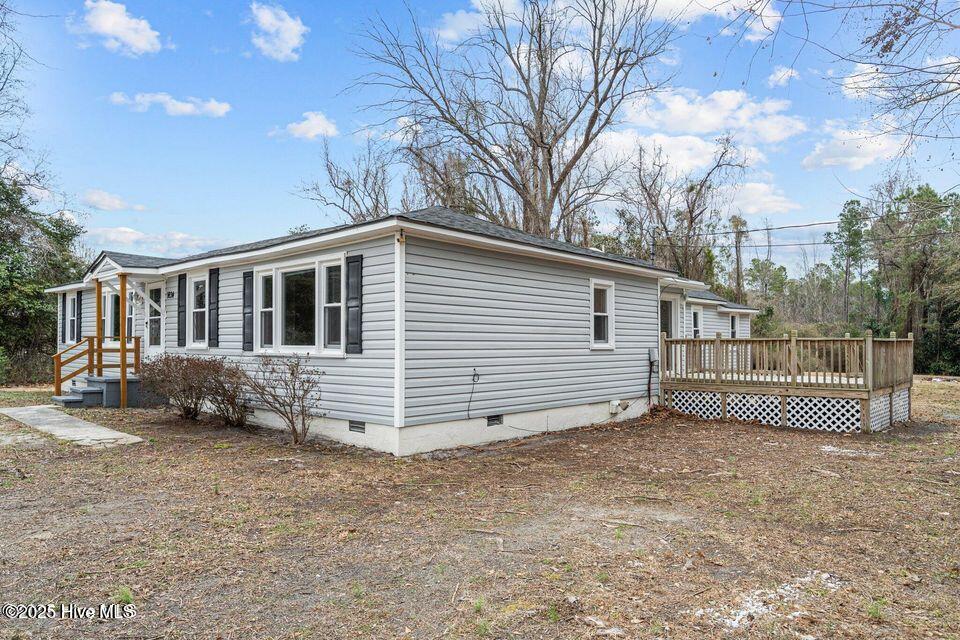 1634 Murrill Hill Road Jacksonville, NC 28540 - Photo 5 of 26 20250203210155278597000000-o