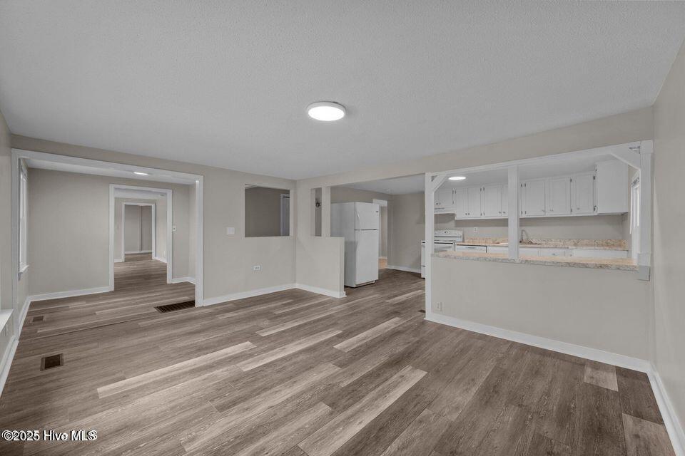 1634 Murrill Hill Road Jacksonville, NC 28540 - Photo 10 of 26 20250203210315598526000000-o