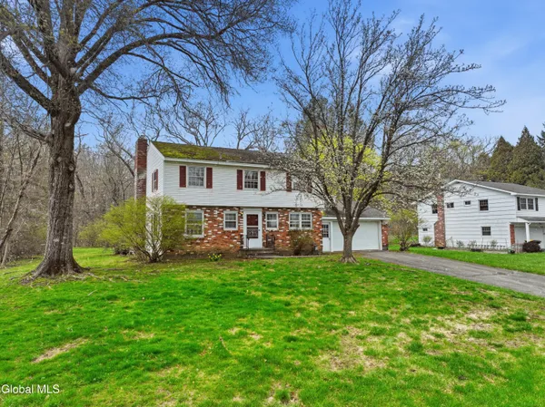 $349,900 | 98 St Stephens Lane West, Glenville, NY 12302