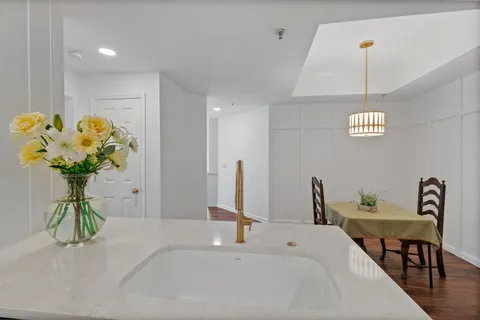 $395,000 | 2025 Woodmont Boulevard, Unit 101, Nashville, TN 37215