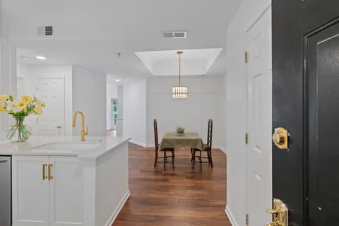 $395,000 | 2025 Woodmont Boulevard, Unit 101, Nashville, TN 37215