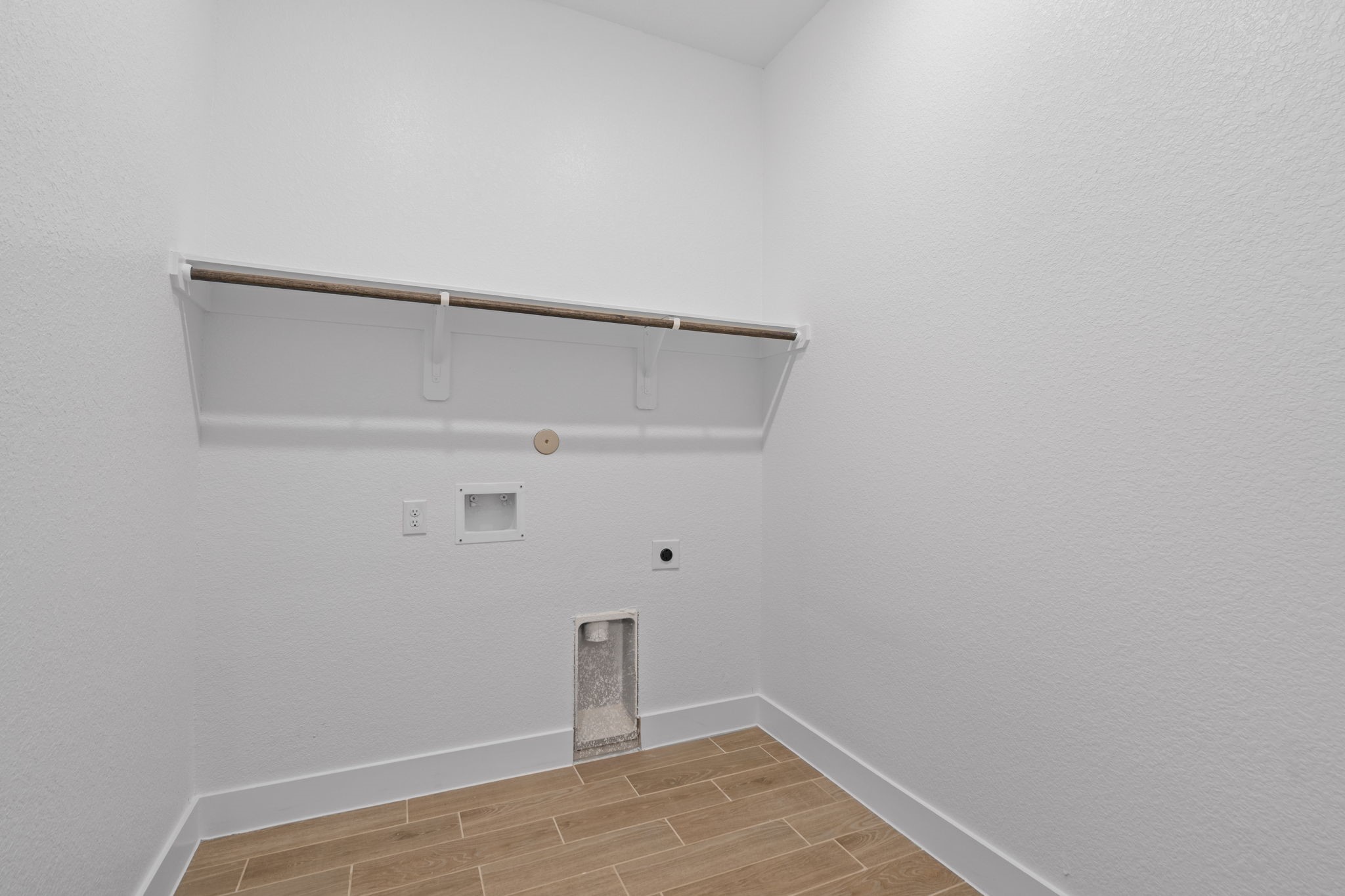 22530 Basswood Bnd Road Waller, TX 77484 - Photo 16 of 36 representative photo