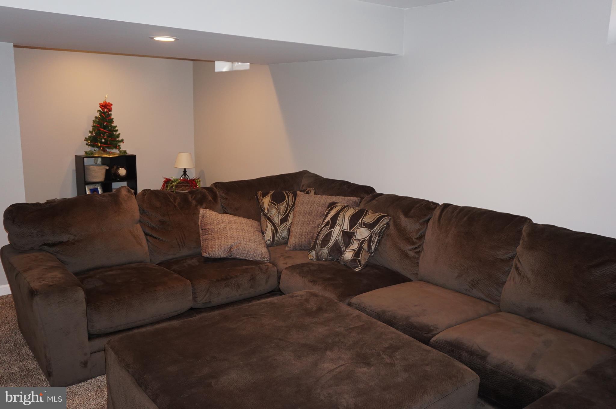2247 Chestnut Road York, PA 17408 - Photo 17 of 24
