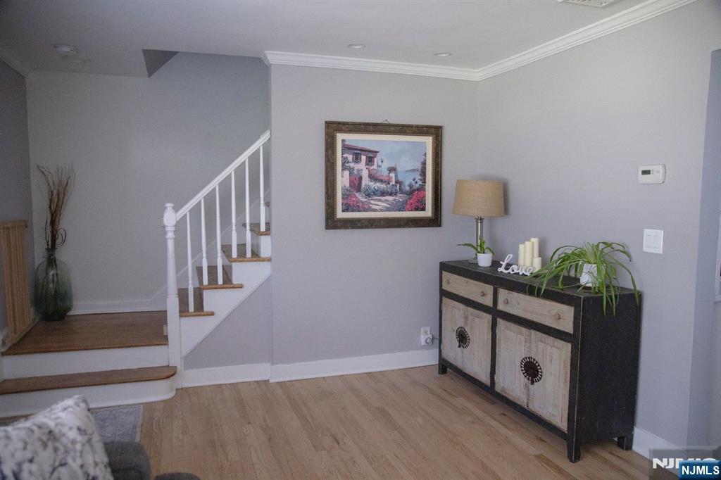 22 Warren Road Fair Lawn, NJ 07410 - Photo 6 of 45