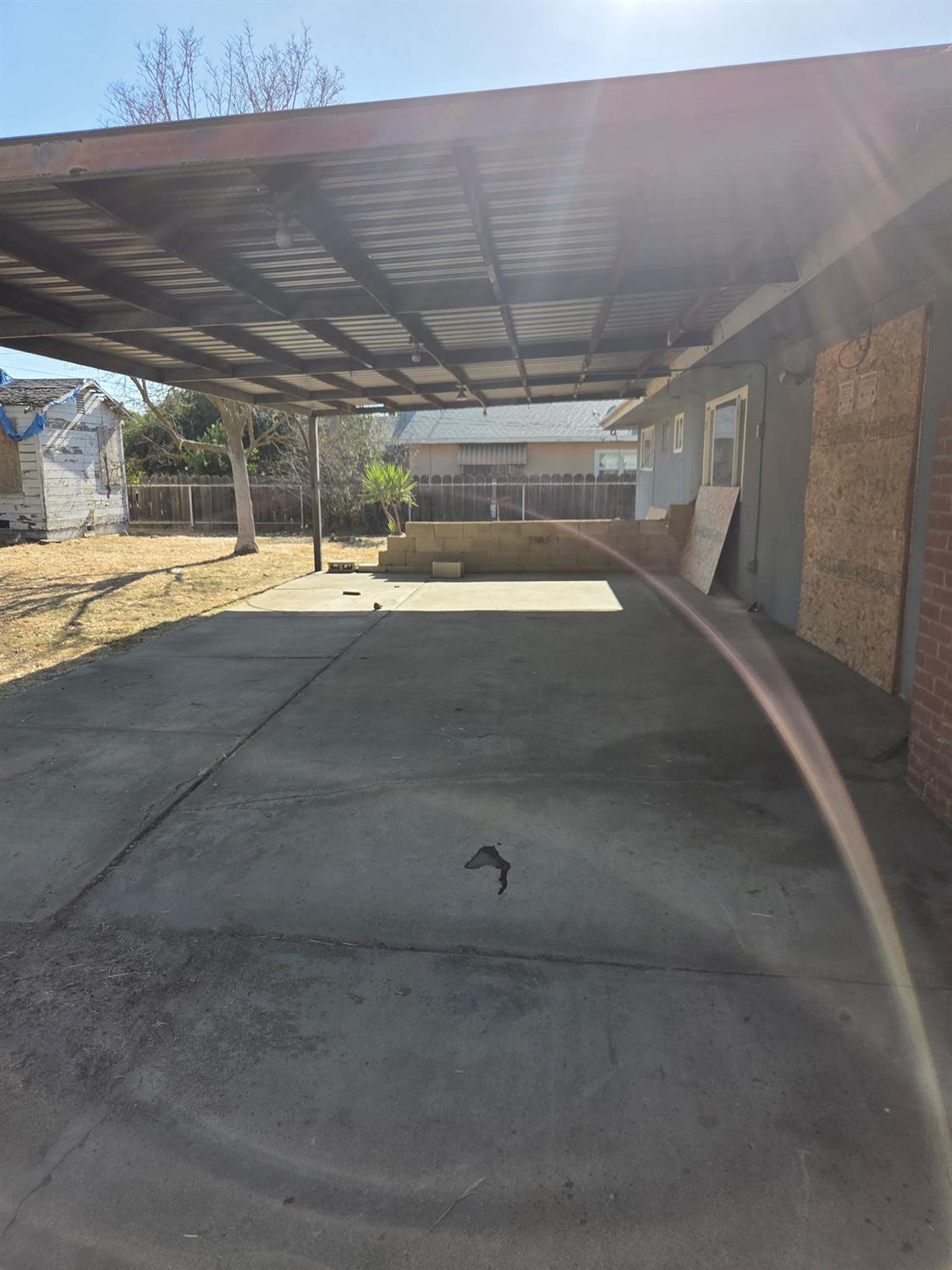 2153 Knowles Street Selma, CA 93662 - Photo 15 of 20