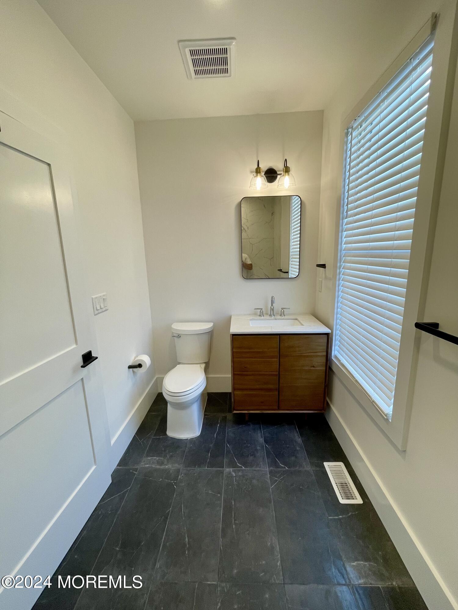 237 Mechanic Street, Unit A Red Bank, NJ 07701 - Photo 2 of 9 Bathroom