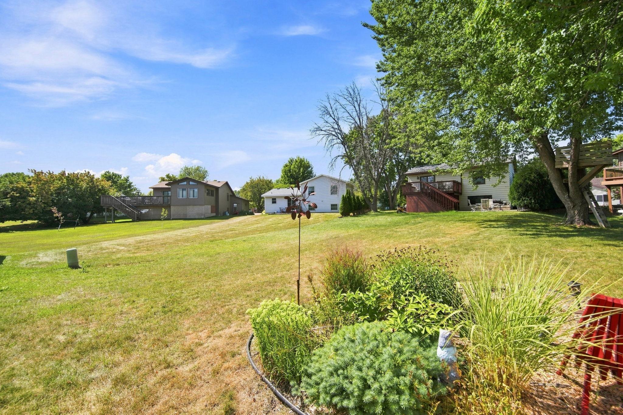 2375 Helena Road North Oakdale, MN 55128 - Photo 40 of 40 Gallery Image 40