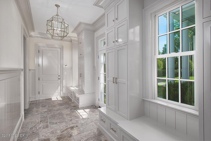 272 Round Hill Road Greenwich, CT 06831 - Photo 19 of 33 a view of an empty room with a window