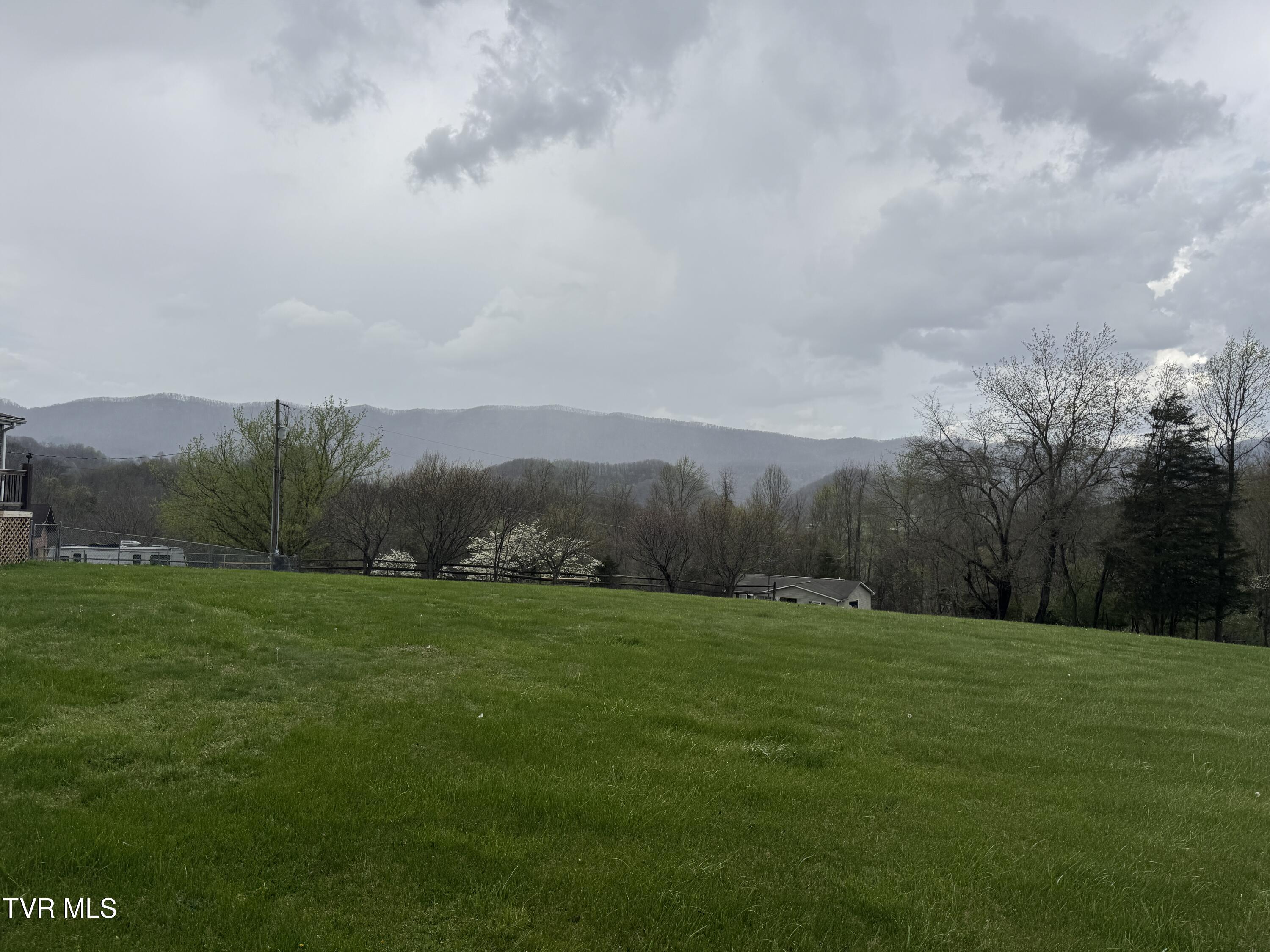 298 Rabbit Run Lane Big Stone Gap, VA 24219 - Photo 36 of 43 IMG_5793