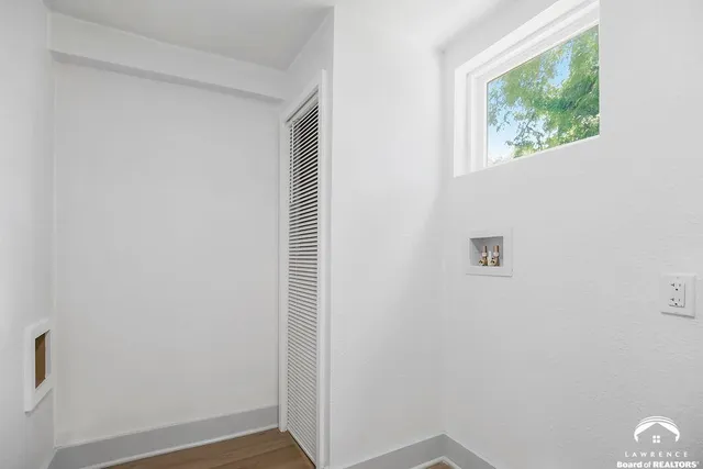 $274,900 | 731 South Main Street, Ottawa, KS 66067