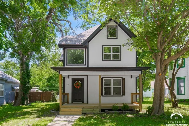 $274,900 | 731 South Main Street, Ottawa, KS 66067