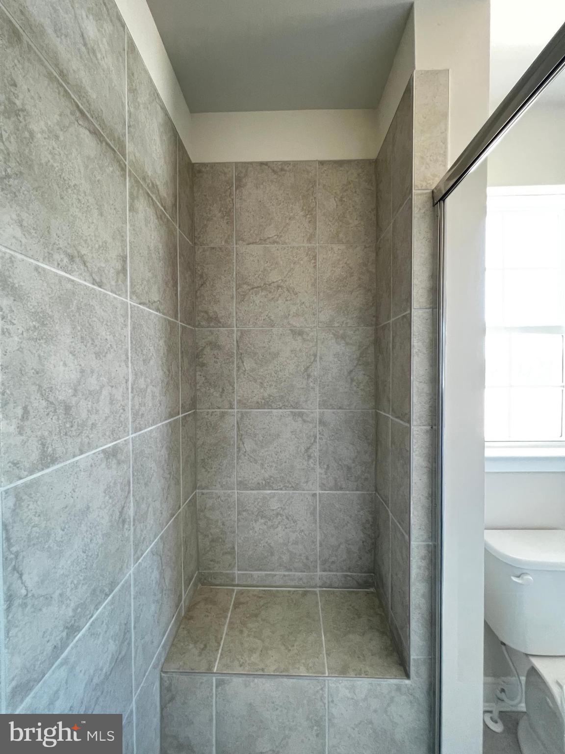 913 Ericcson Lane Middletown, DE 19709 - Photo 34 of 50 a bathroom with a shower