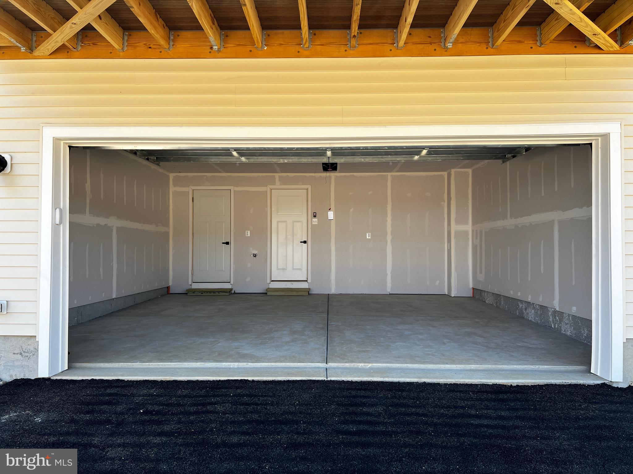 913 Ericcson Lane Middletown, DE 19709 - Photo 6 of 50 a view of wooden floor
