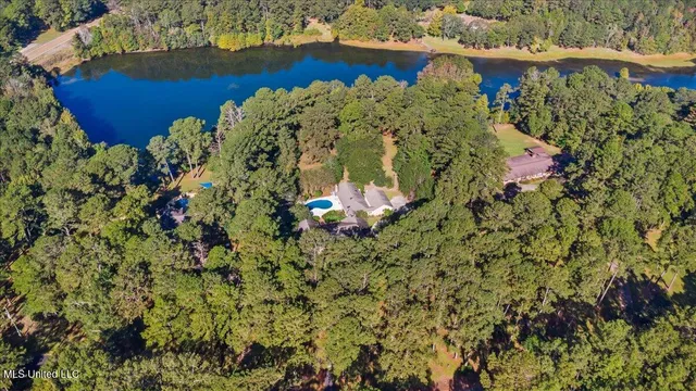 $445,000 | 1001 Pinehurst Place, McComb, MS 39648