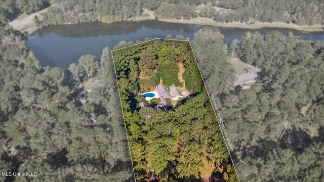 $445,000 | 1001 Pinehurst Place, McComb, MS 39648