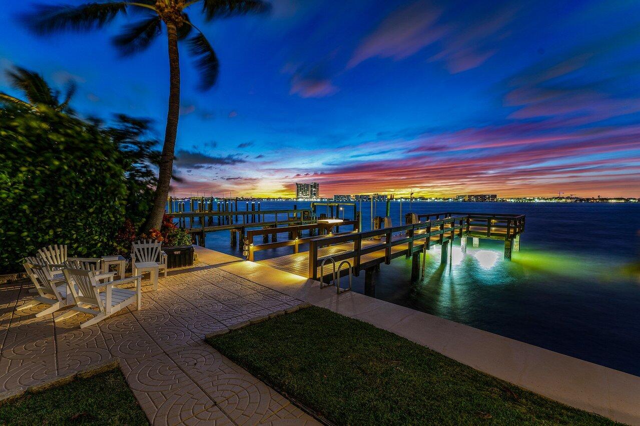 1010 Pine Point Road Singer Island, FL 33404 - Photo 16 of 74 010-1031PinePointRoad-WestPalmBeach-FL-3