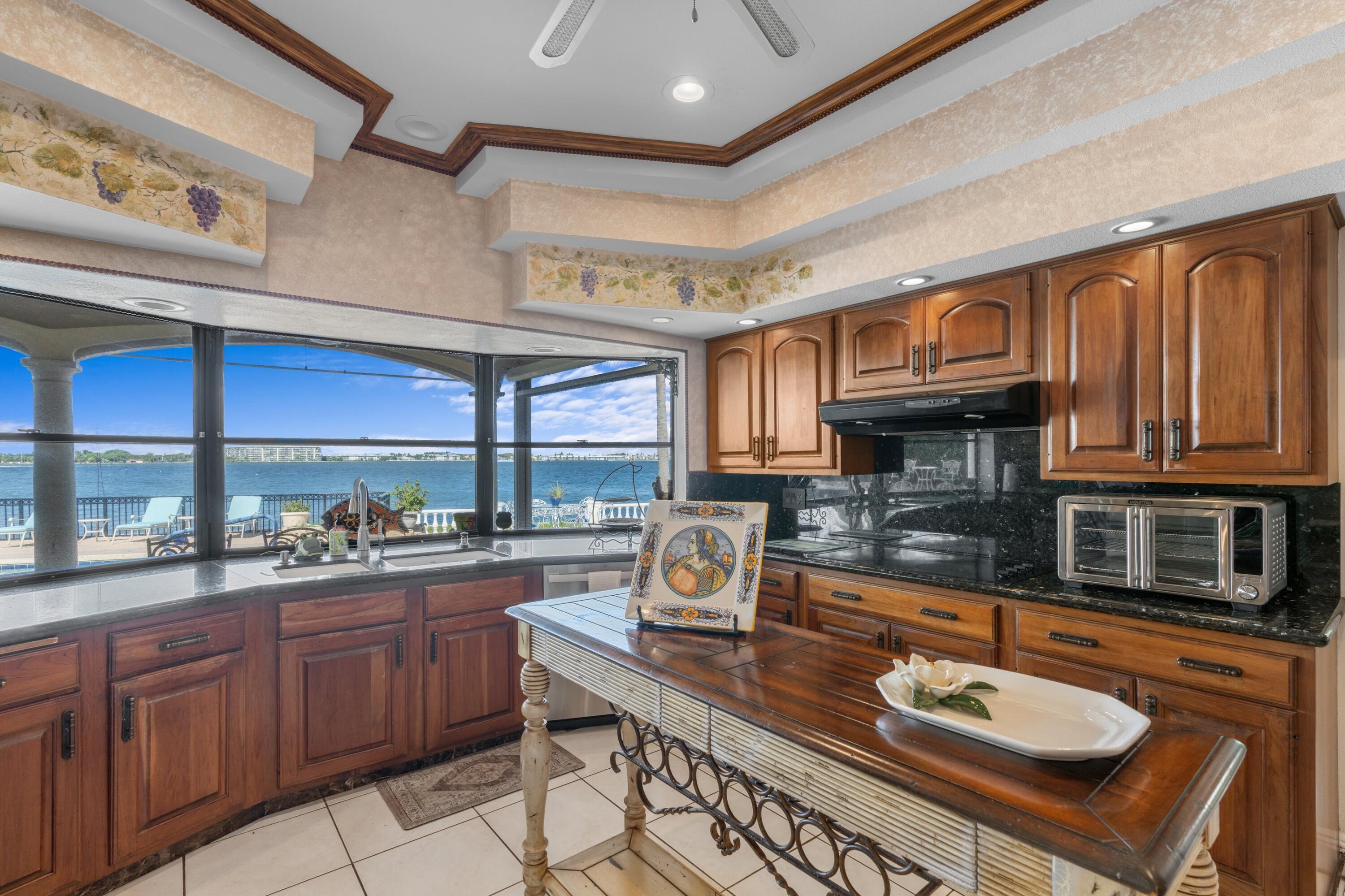 1010 Pine Point Road Singer Island, FL 33404 - Photo 38 of 74 DSC08397.jpg-SMALL
