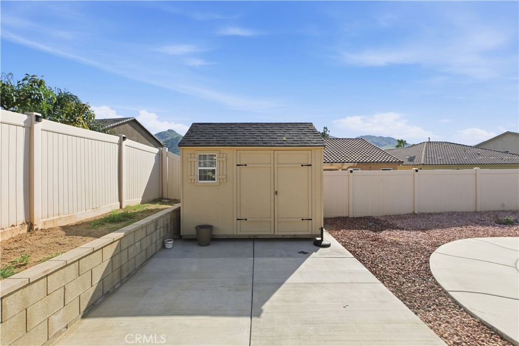 20583 Spring Street Riverside, CA 92507 - Photo 53 of 53 a view of a backyard