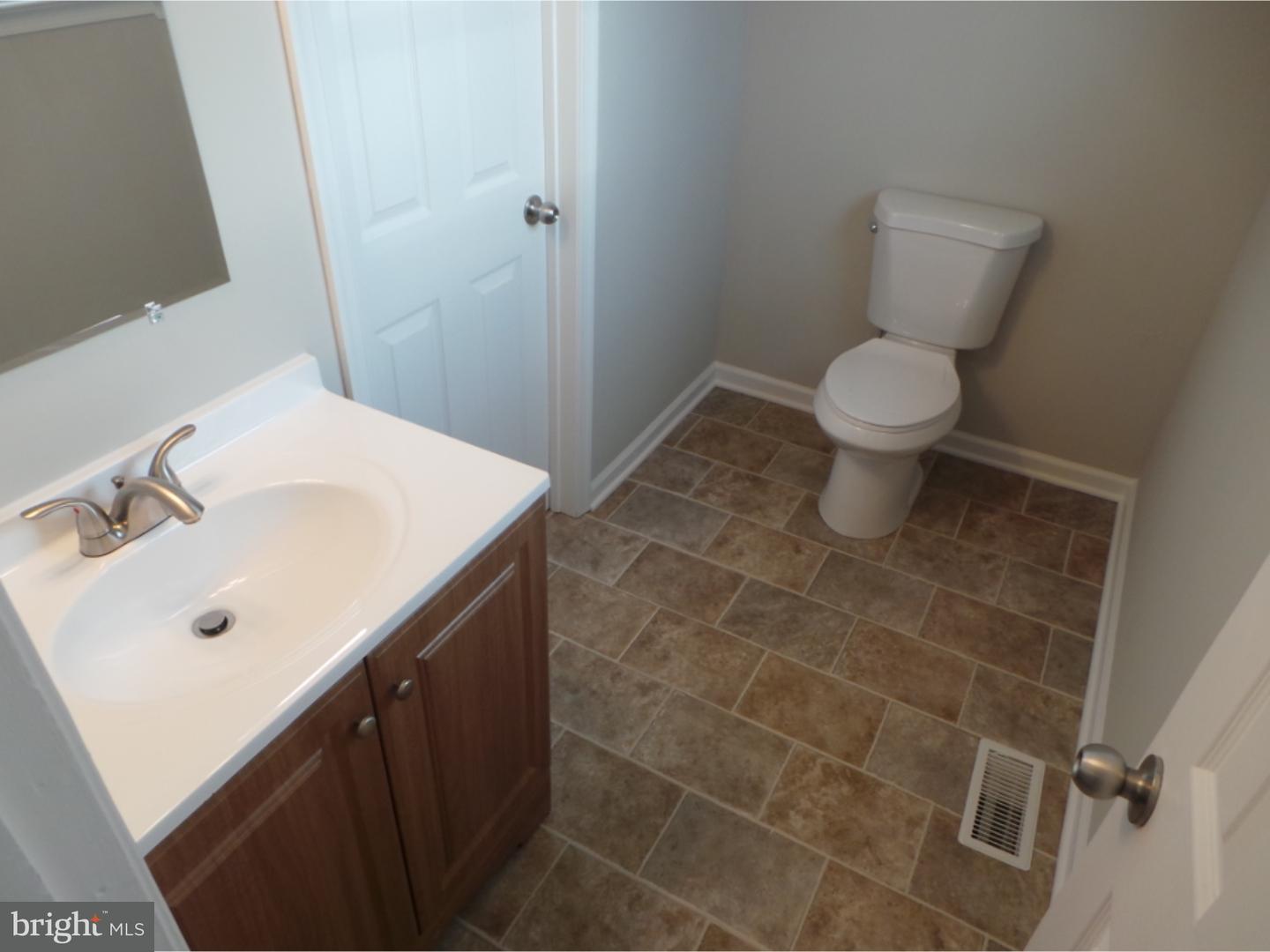 54 Wayside Road Berlin, NJ 08009 - Photo 16 of 25 Gallery Image 16