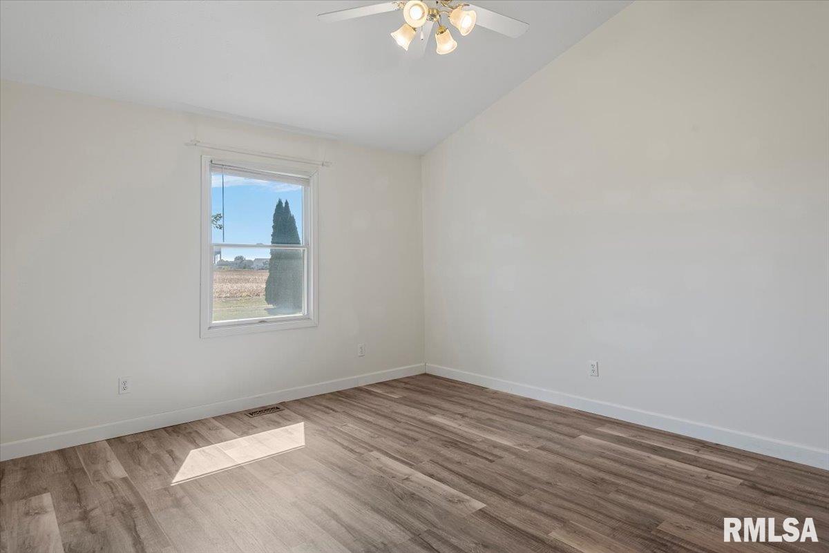 1052 Oakbrook Avenue Chatham, IL 62629 - Photo 16 of 30